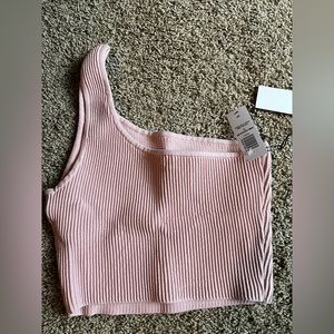 NWT aritzia crop top